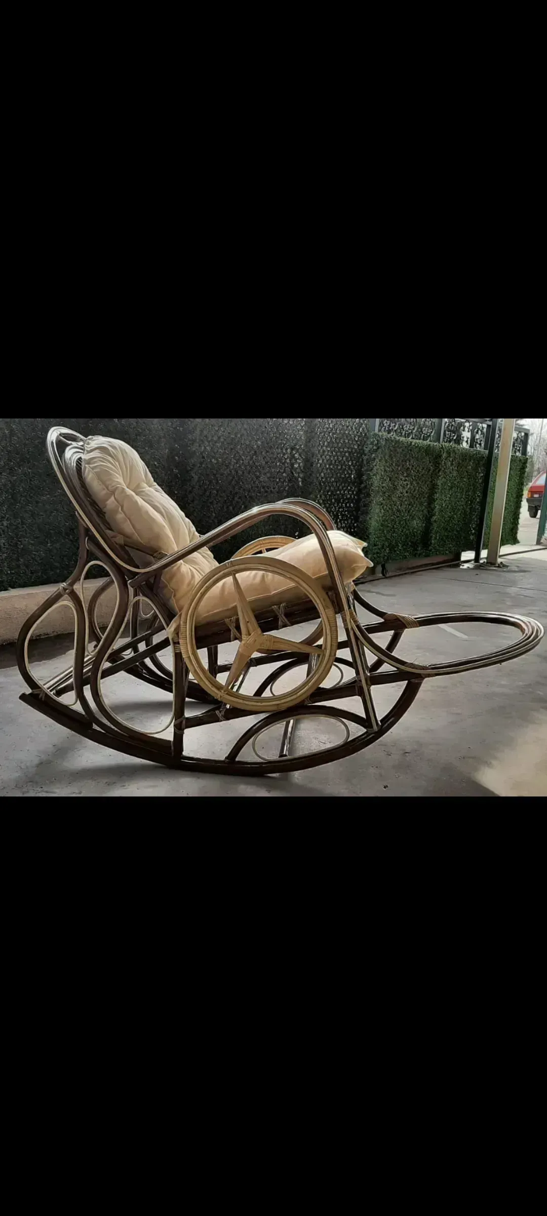 Bambu Mercedes sallanır
