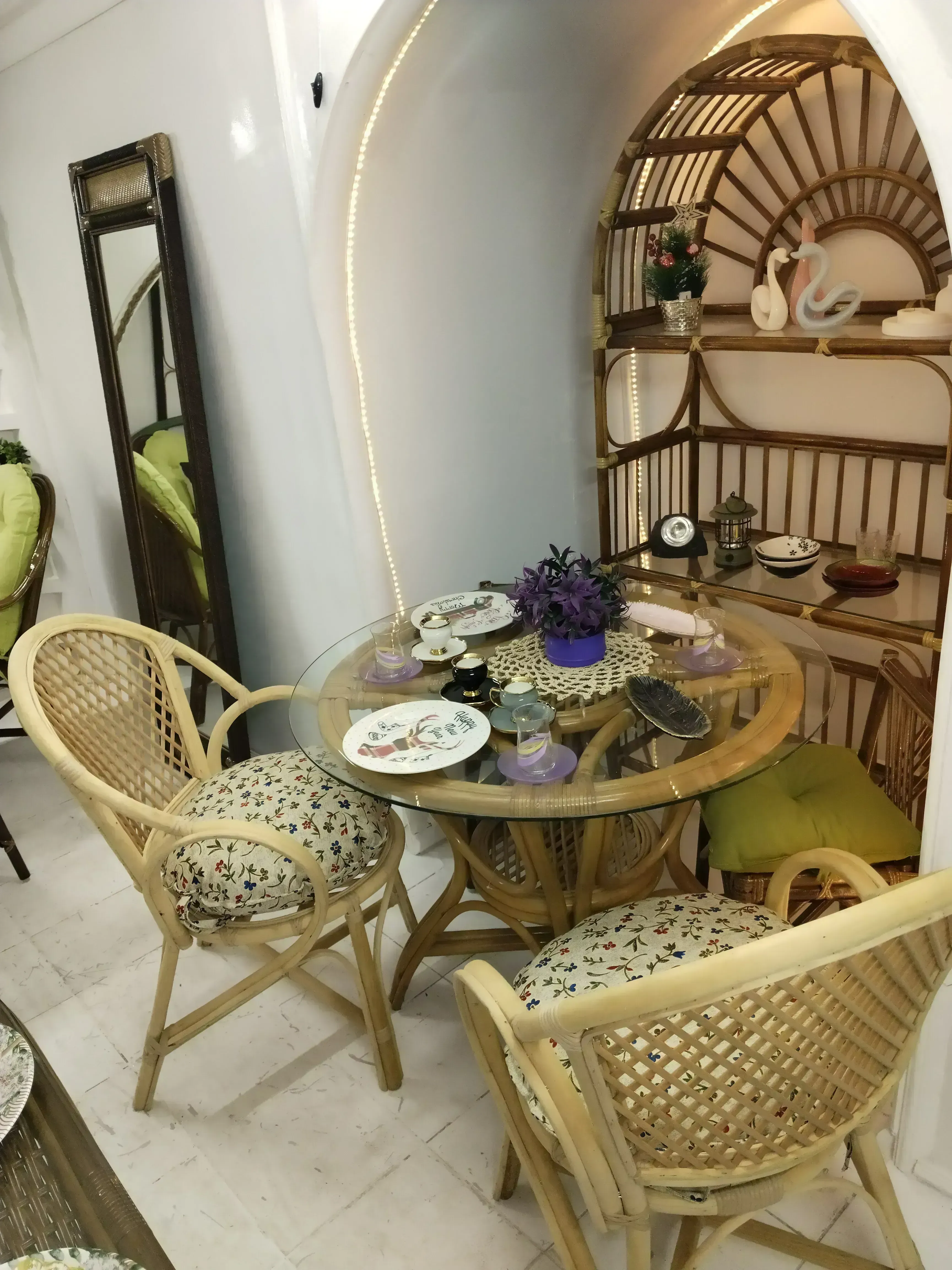 Çanakkale orijinal Bambu masa, 4 adet Rocky sandalye