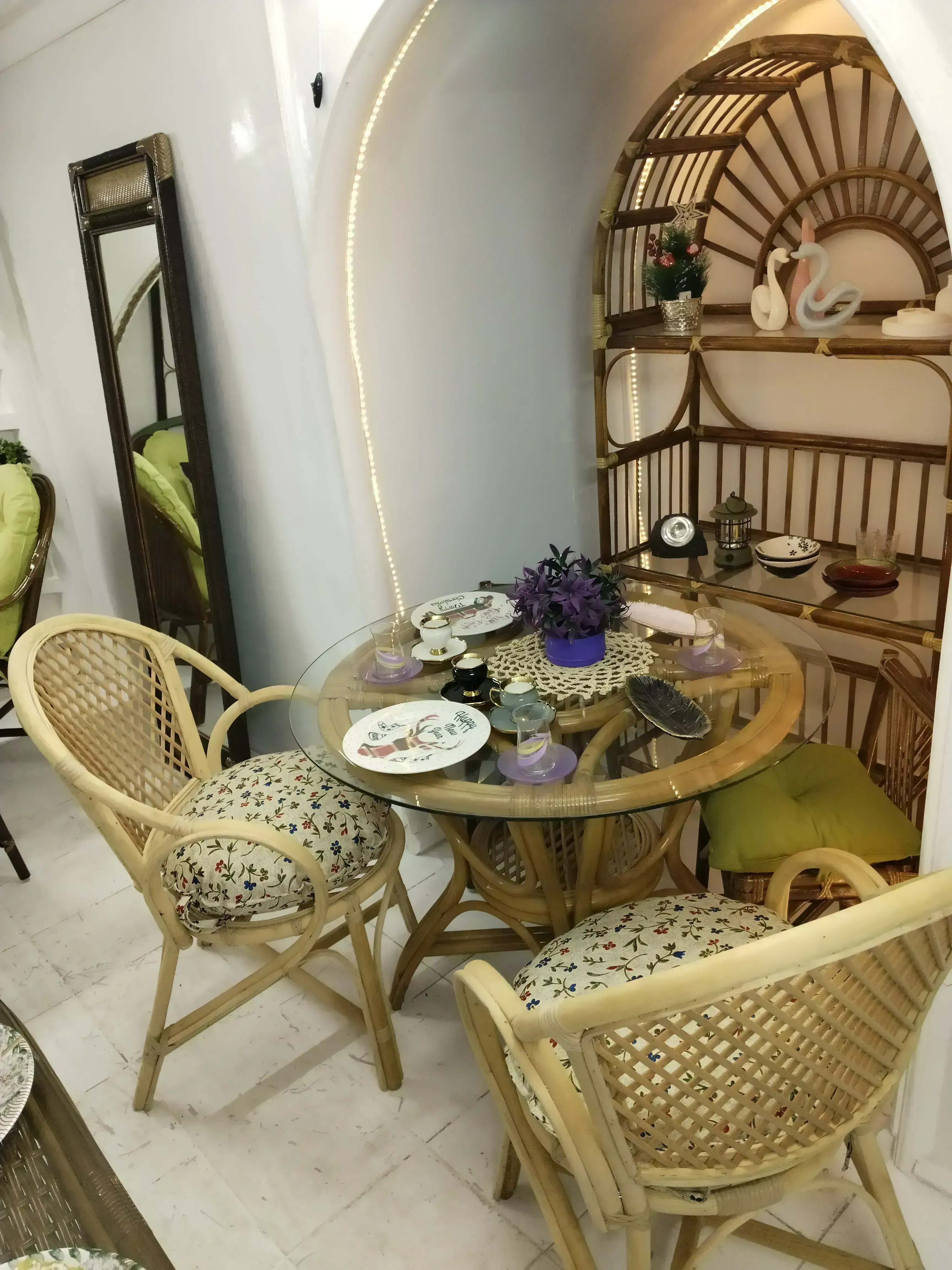 Çanakkale orijinal Bambu masa, 4 adet Rocky sandalye